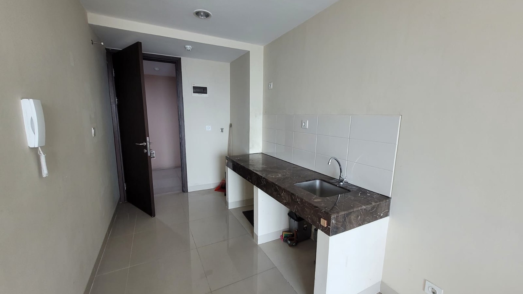 Dijual Cepat 5 Apartemen Studio Lokasi Strategis