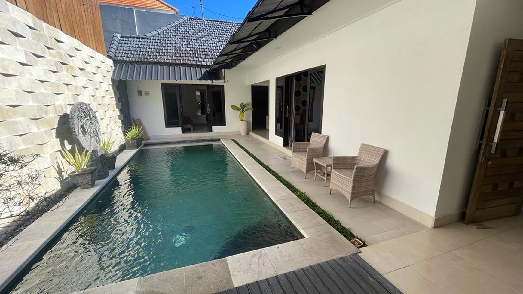 For Sale Strategic Cozy Open Design Villa in Jimbaran