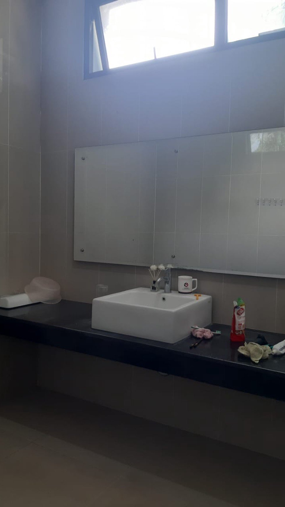  Rumah  Bagus,dalam cluster,jalan lebar di Bintaro Jaya 7.