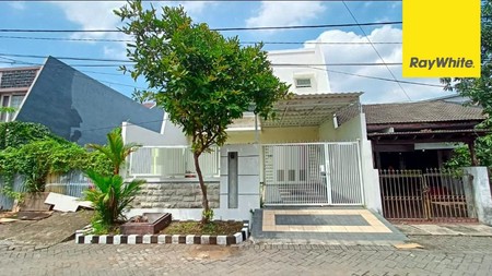 Dijual Rumah 2 lantai SHM di Kutisari Indah Utara Surabaya