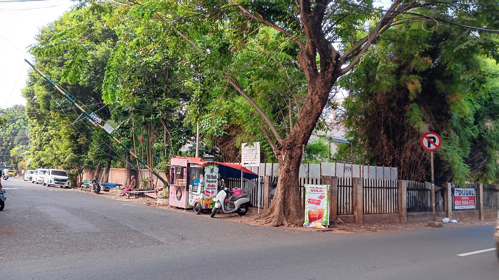 Rumah dan Tanah bisa Jual semua atau sebagian di Adhiyaksa Lebak Bulus, Cilandak 