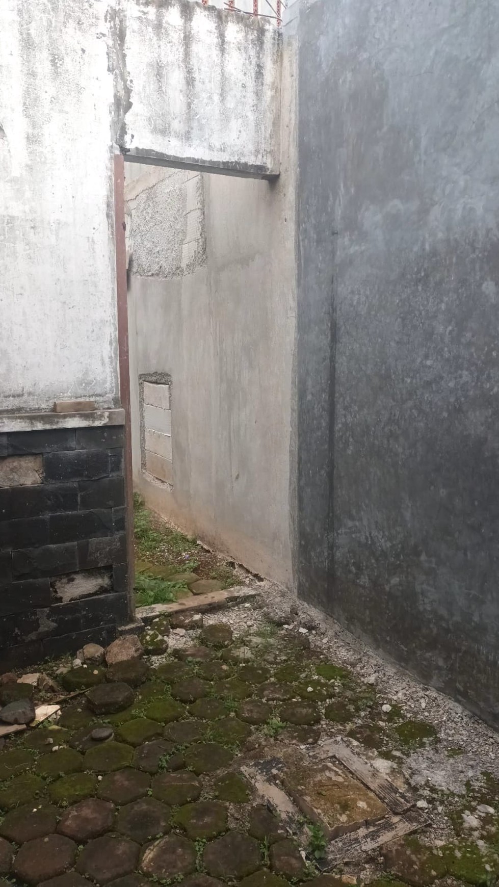 Rumah 1 Lantai, bebas banjir di Jombang