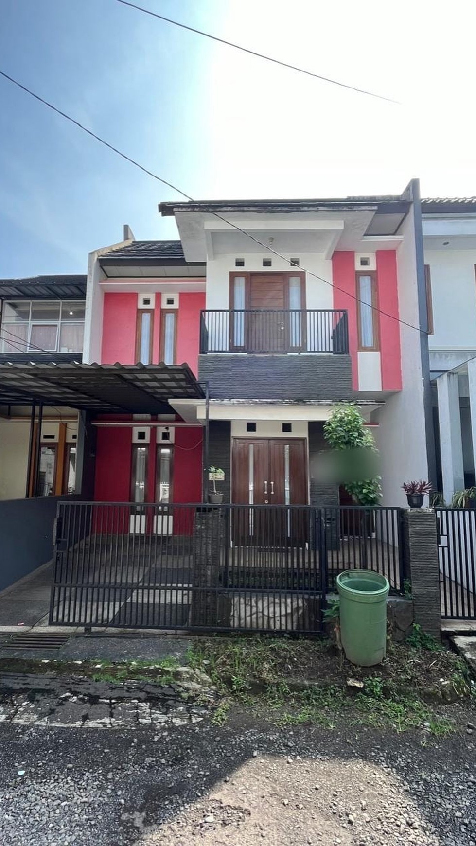 Dijual Rumah Minimalis Asri di Buah Batu Regency