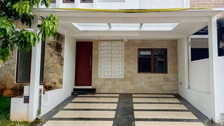 Rumah di Discovery Bintaro sudah renov siap huni sektor 9