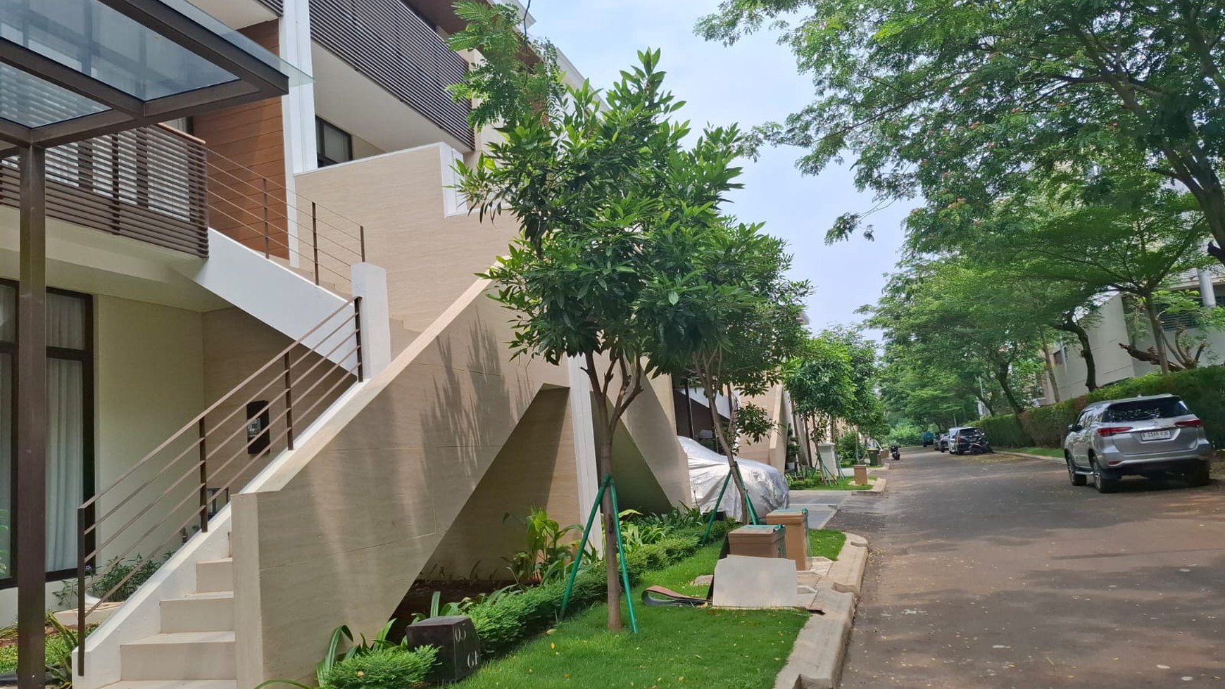 Rumah Hitung Tanah Area Cipete