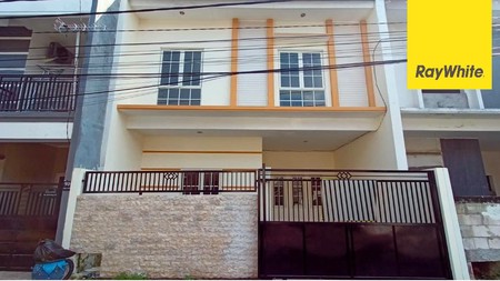 Dijual Rumah 2 lantai SHM di Mulyosari Baru Surabaya