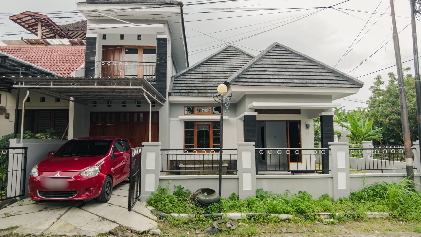 Rumah Hook Dalam Perum Taman Cemara Maguwoharjo Depok Sleman