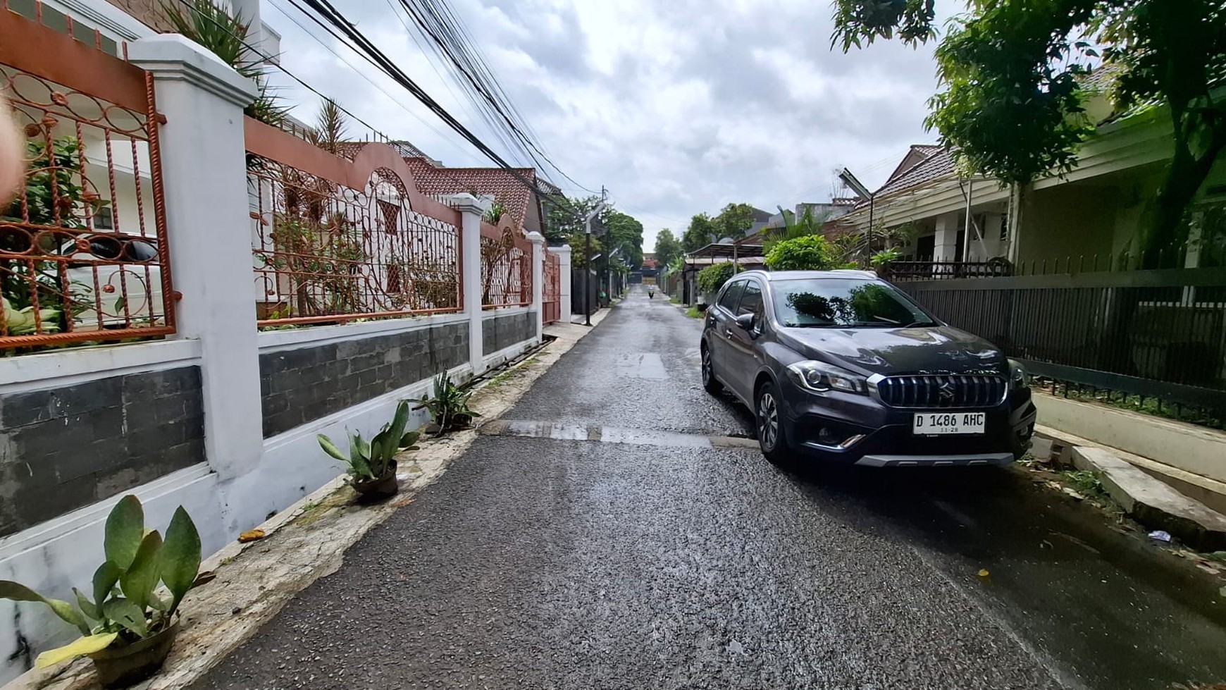 Rumah ex home industri dekat dengan gerbang tol pasteur