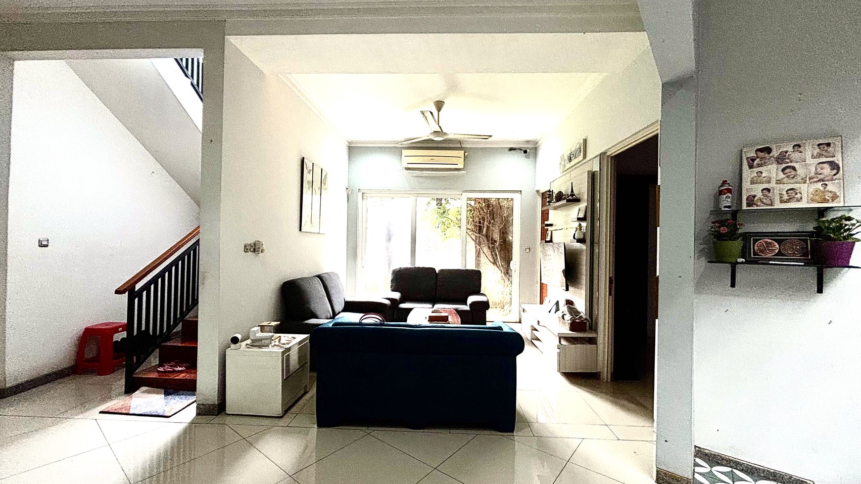 Rumah Design Tropis Modern 2 Lantai Kuldesak di Cibubur Jakarta Timur