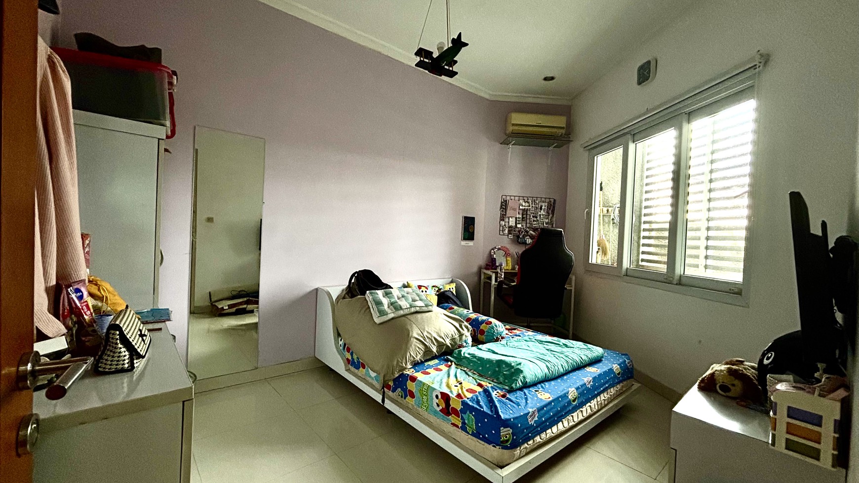 Rumah Design Tropis Modern 2 Lantai Kuldesak di Cibubur Jakarta Timur