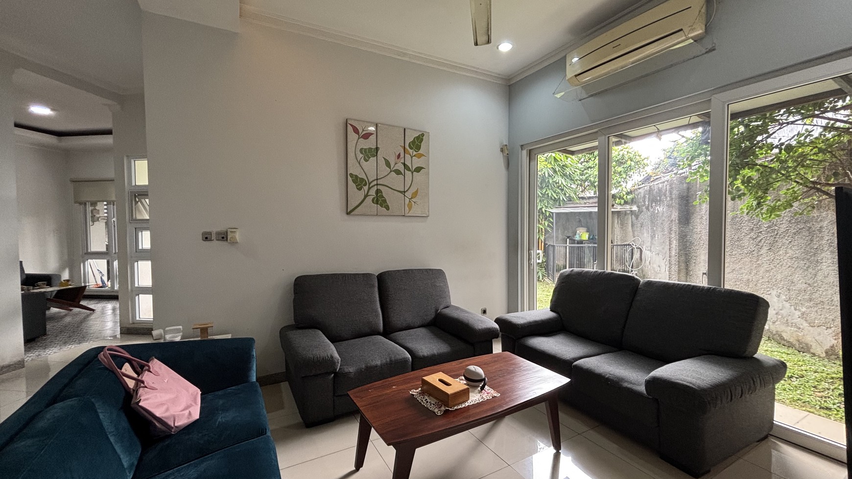 Rumah Design Tropis Modern 2 Lantai Kuldesak di Cibubur Jakarta Timur