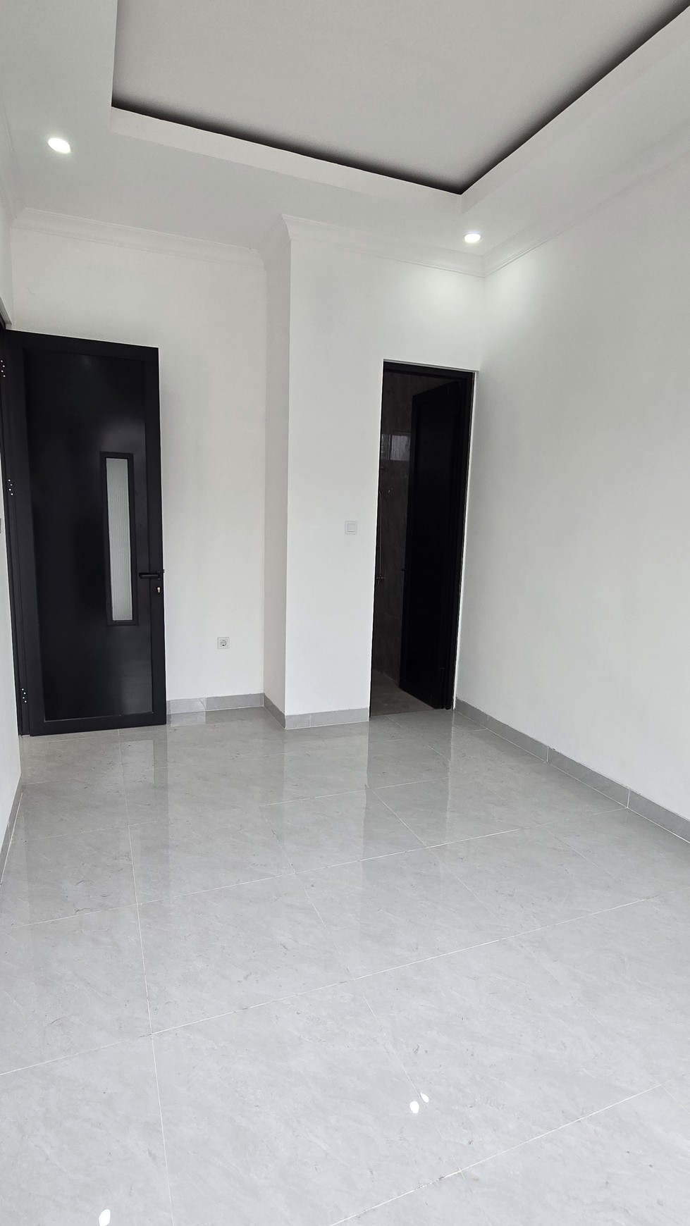 rumah 2 lantai baru di Kencana Loka BSD City dekat dengan Stasiun Rawabuntu dan EXIT Tol