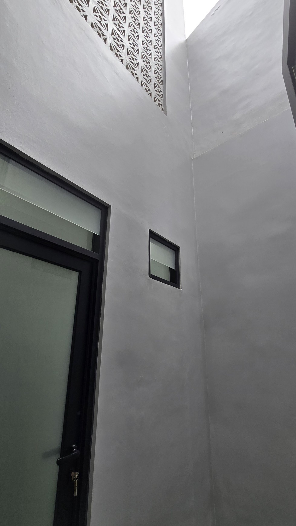 rumah 2 lantai baru di Kencana Loka BSD City dekat dengan Stasiun Rawabuntu dan EXIT Tol