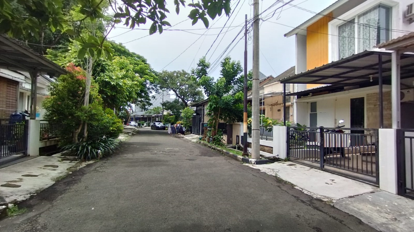jual cepat jelupang serpong park tangerang selatan banten strategis rapih siap huni