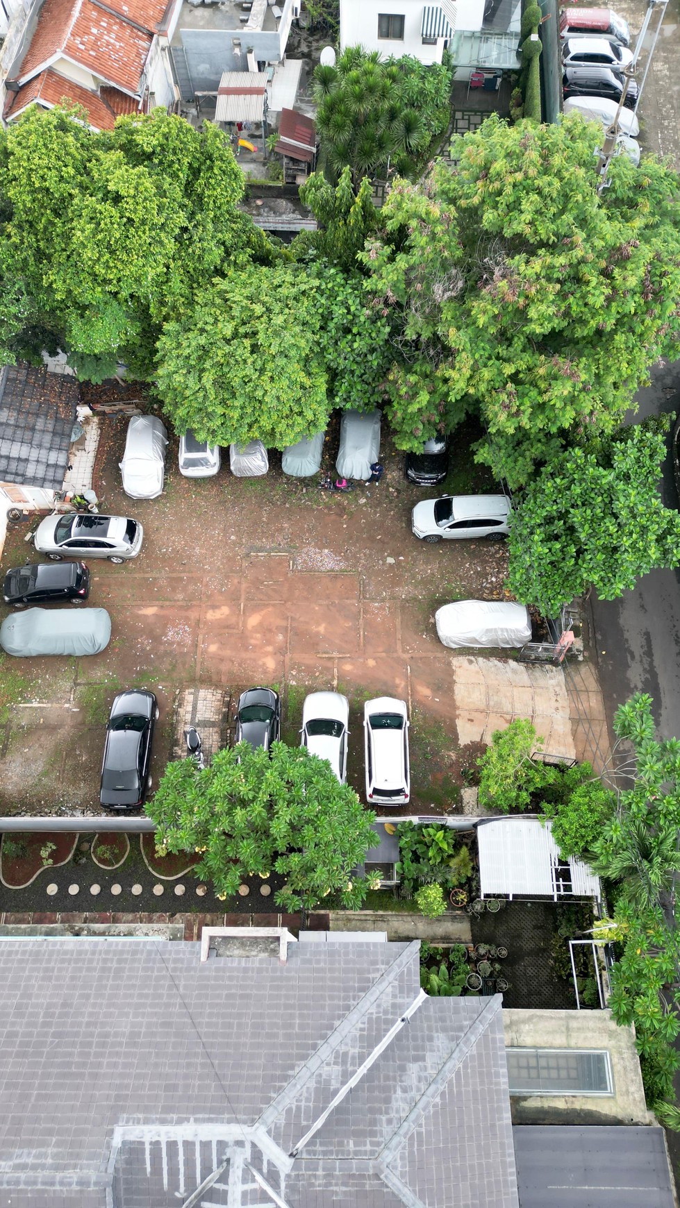 Rumah Hitung Tanah Area Cipete