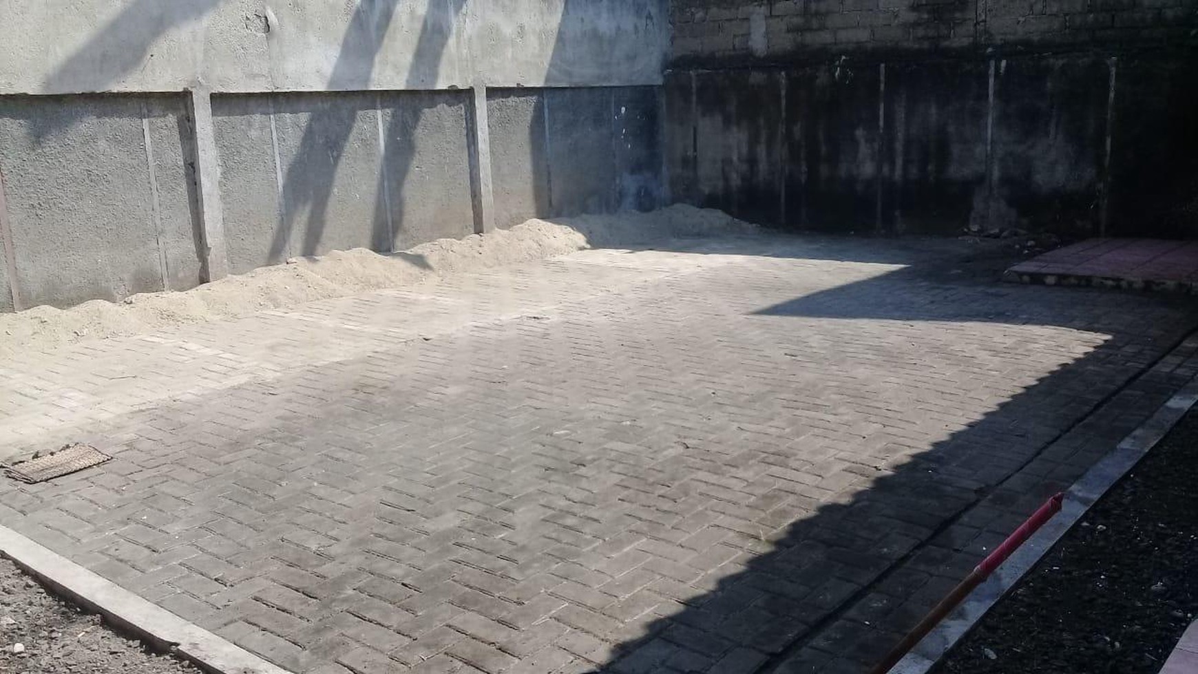 Rumah Hitung Tanah Area Cipete