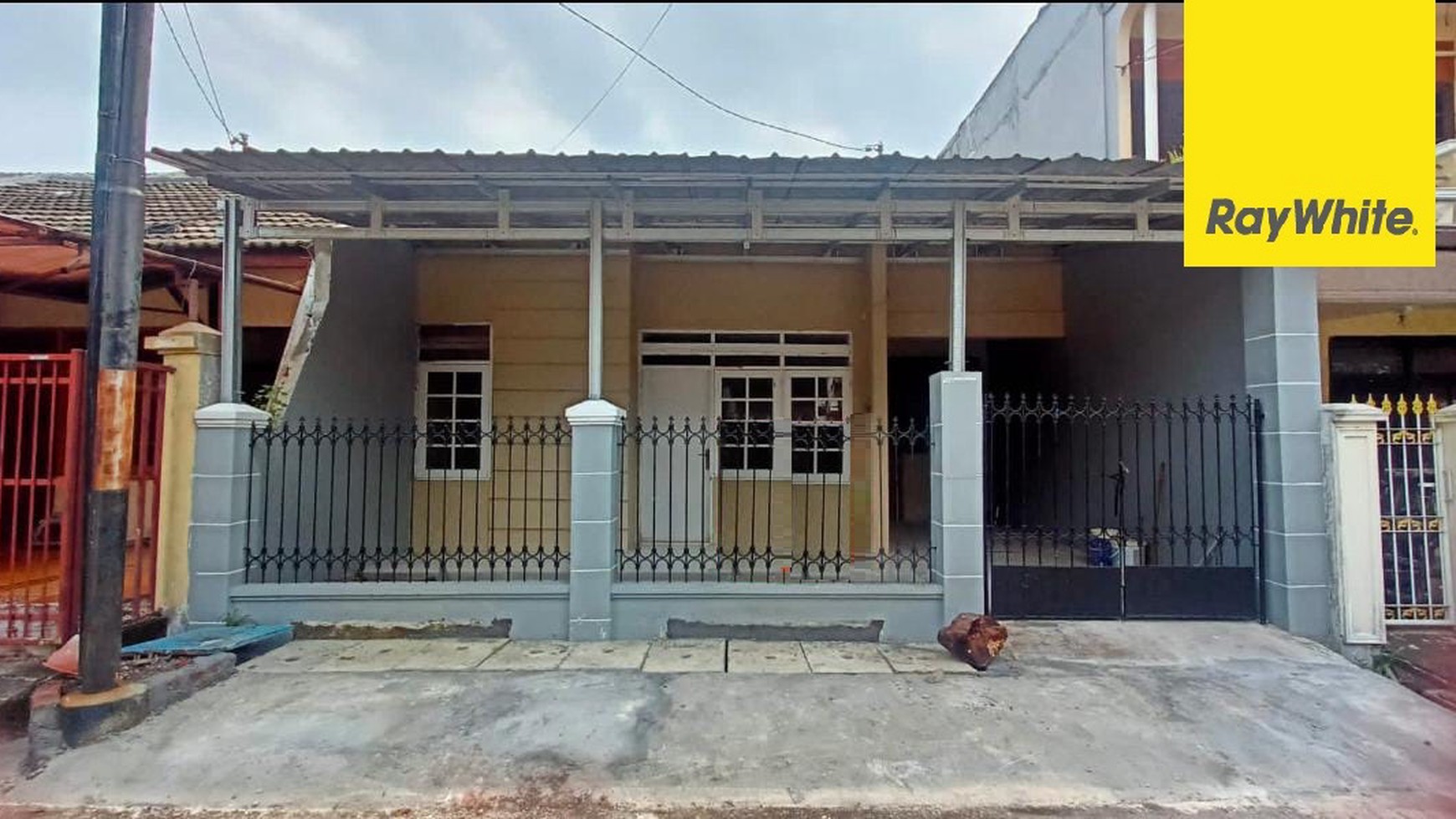 Disewakan Rumah di Rungkut Mapan Tengah Surabaya Timur