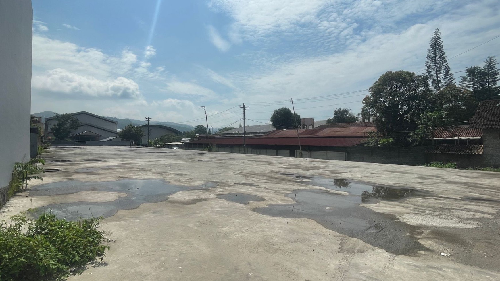 Disewakan Tanah Untuk Gudang Luas 1500 Meter Persegi Lokasi Jalan Prambanan-Piyungan Sleman