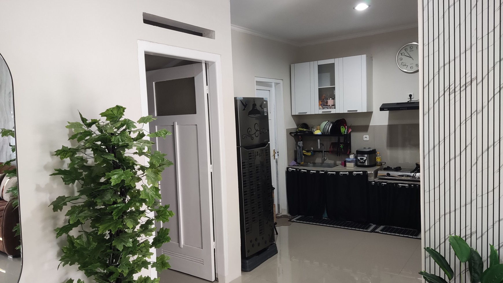 MODERN MINIMALIS! Rumah Nyaman di Puri Asih, Soekarno Hatta Bandung!