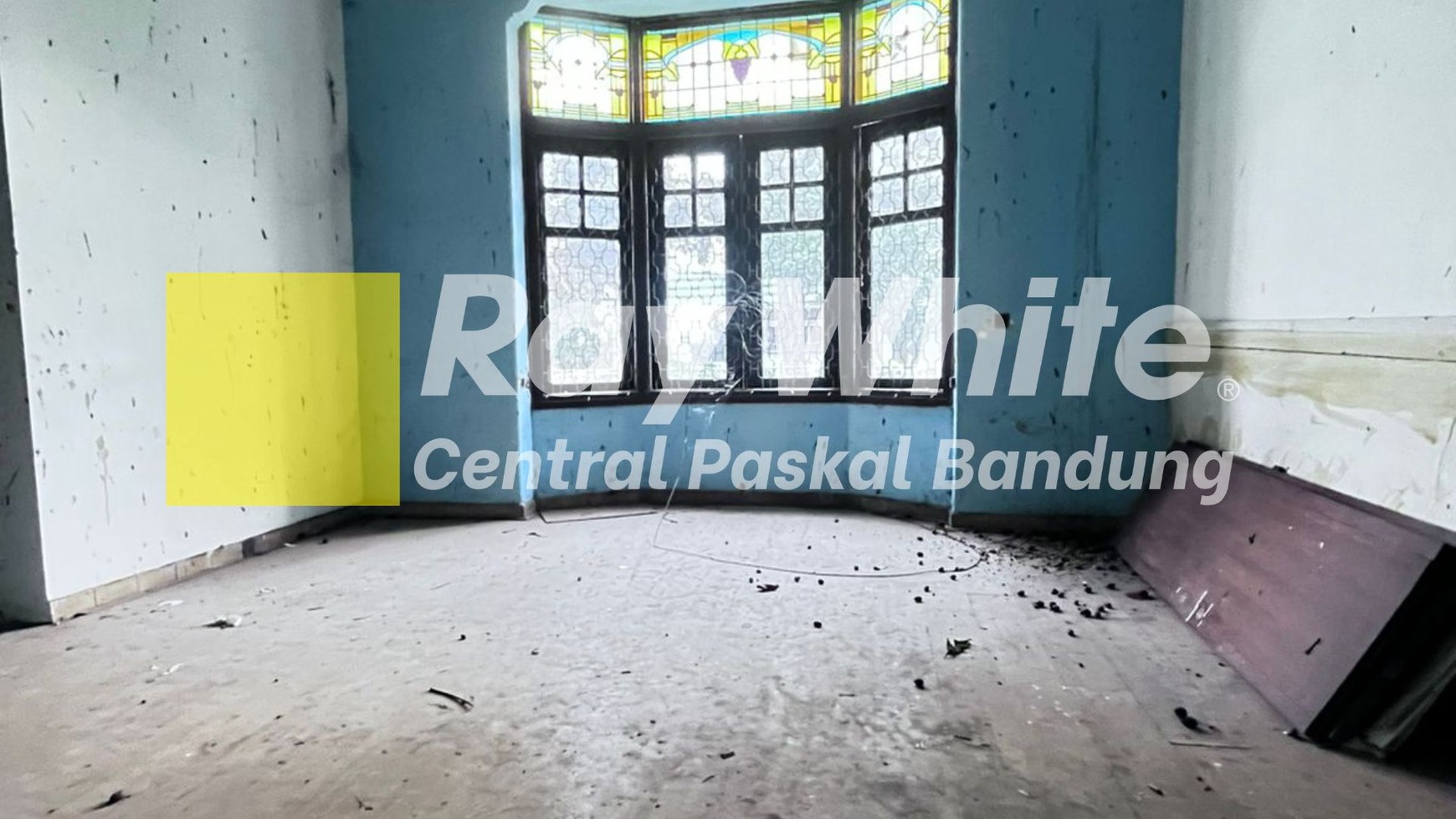 Rumah Hitung Tanah di Sayap Riau Kota Bandung