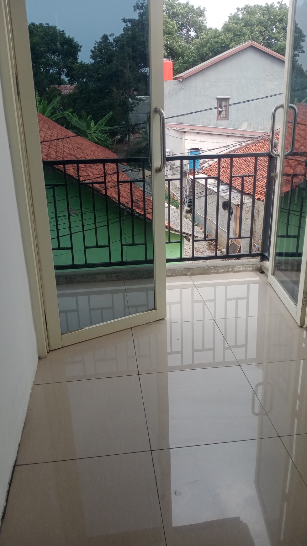 Rumah Bagus Di Kp Buaran Barat (Samping Perum Serpong Park), Jelupang