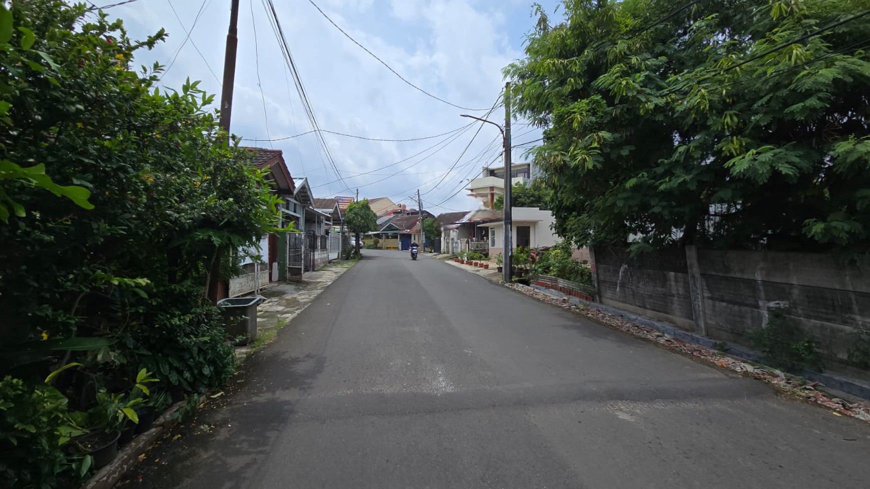 Rumah Bagus Di Jl Ganesha Raya Pamulang Tangerang Selatan