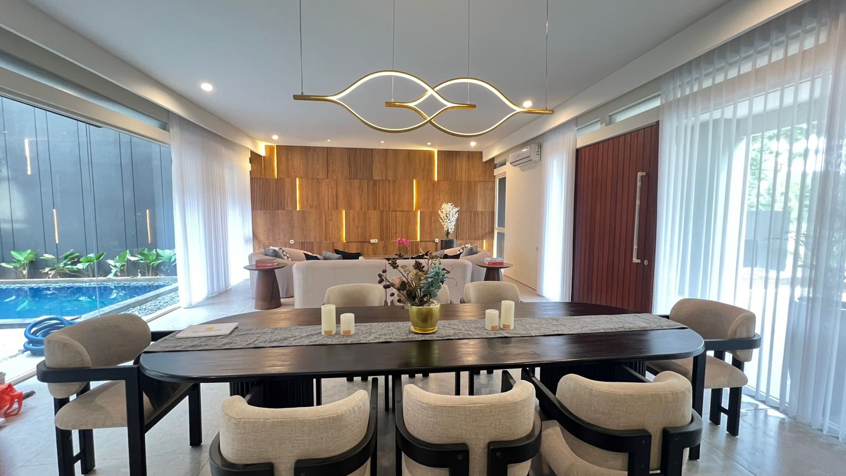 Rumah Hitung Tanah Area Cipete