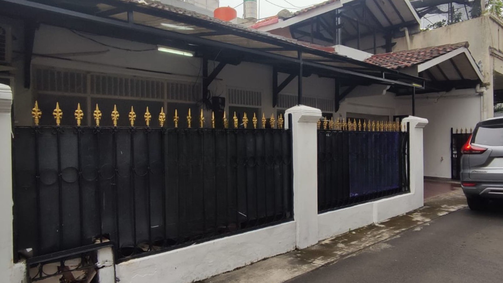 Rumah Hitung Tanah Area Cipete