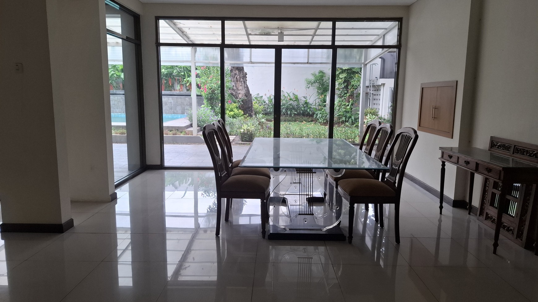 Rumah Hitung Tanah Area Cipete