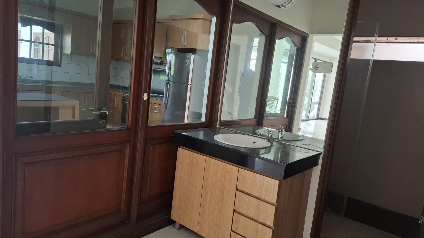 Rumah Hitung Tanah Area Cipete