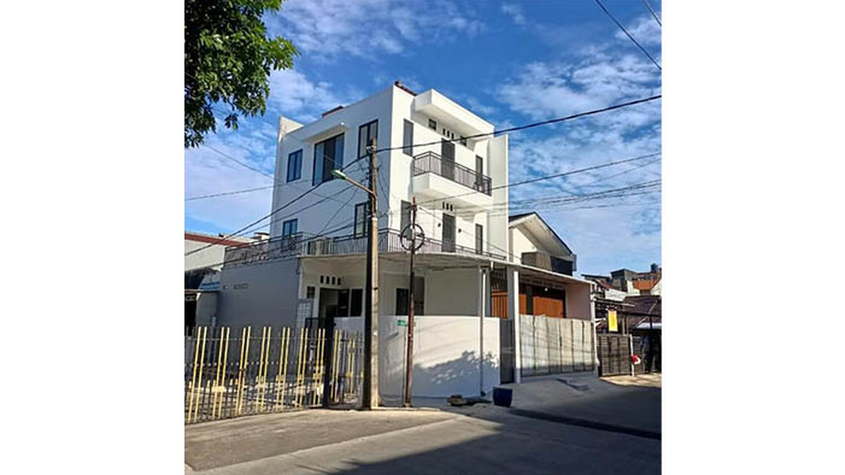 Rumah Hitung Tanah Area Cipete