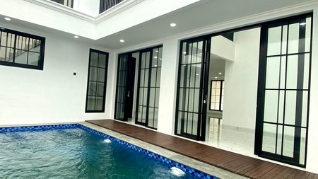 Rumah Minimalis Siap Huni di Bintaro Sektor 3 - Gaya American Classic