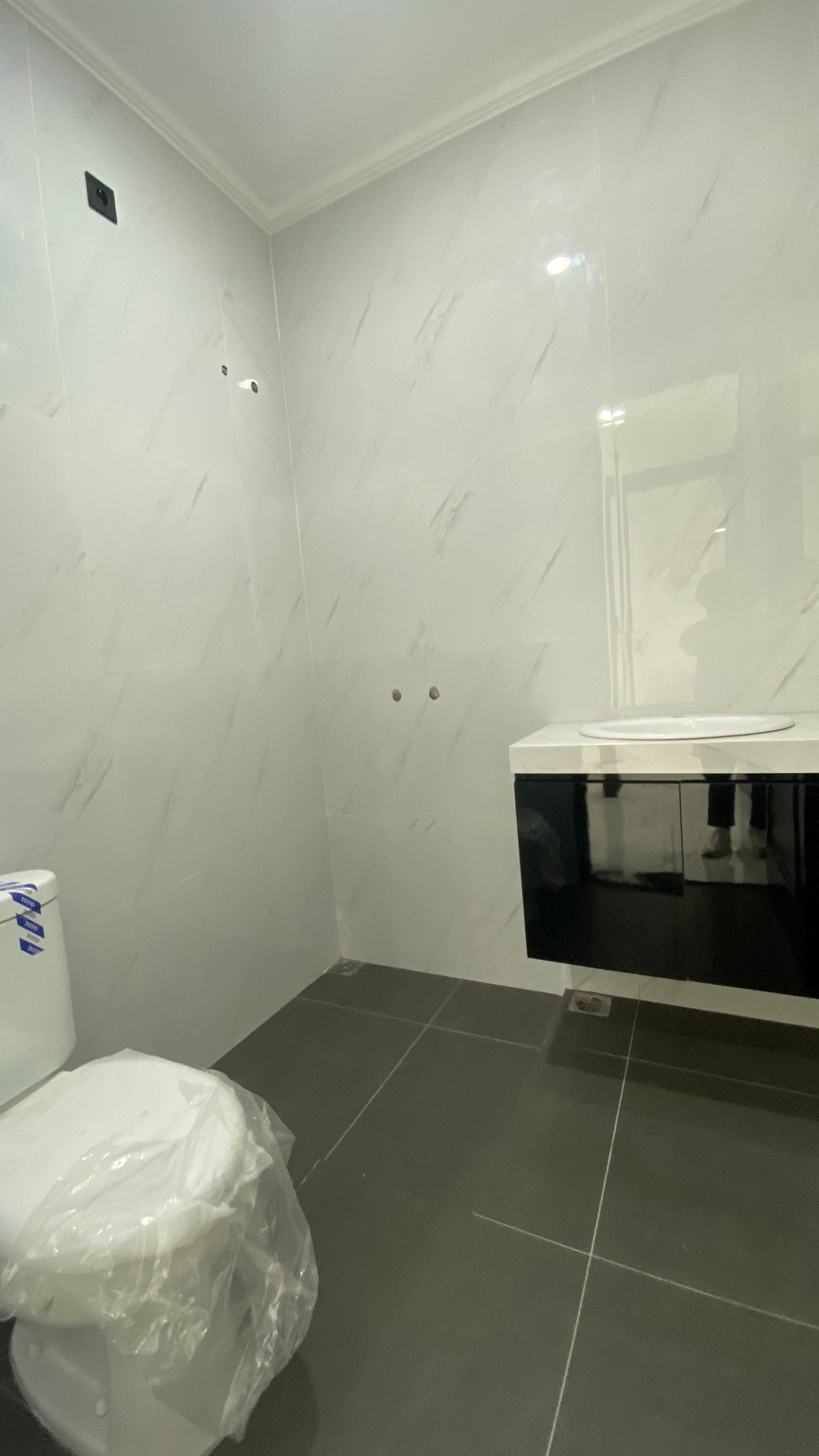 Rumah Minimalis Siap Huni di Bintaro Sektor 3 - Gaya American Classic