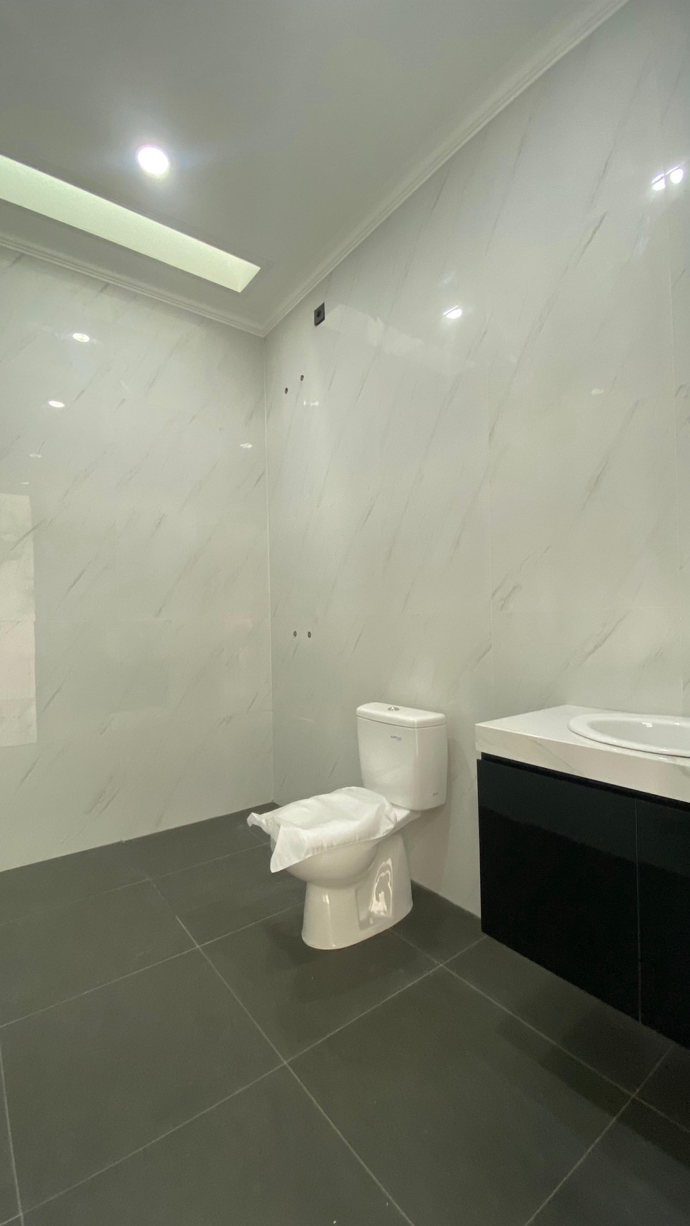 Rumah Minimalis Siap Huni di Bintaro Sektor 3 - Gaya American Classic