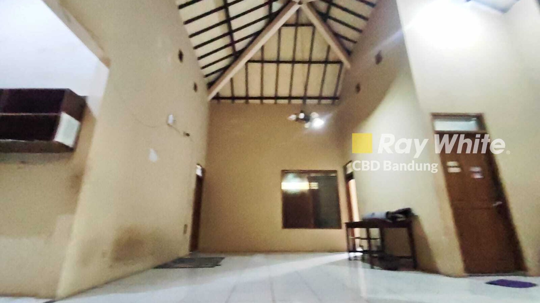 Kesempatan Emas ! Properti Komersial cocok untuk Usaha+Kos 15 Kamar di Daerah Terusan Cikutra