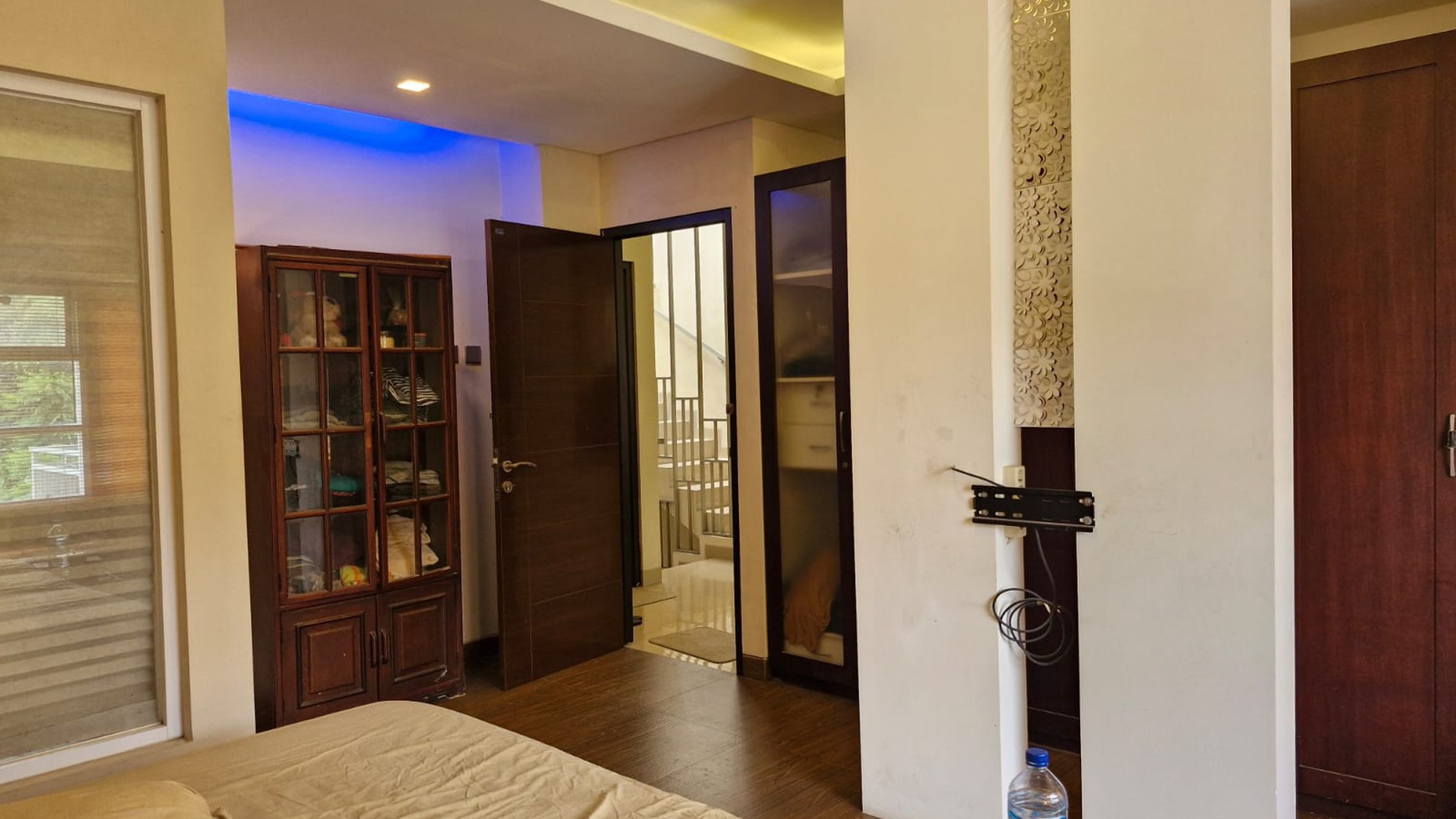Di Jual Rumah minimalis tenang dan strategis di lokasi perumahan di Jl WR Supratman Komplek Cluster Villa Graha Hijau, Ciputat Timur.