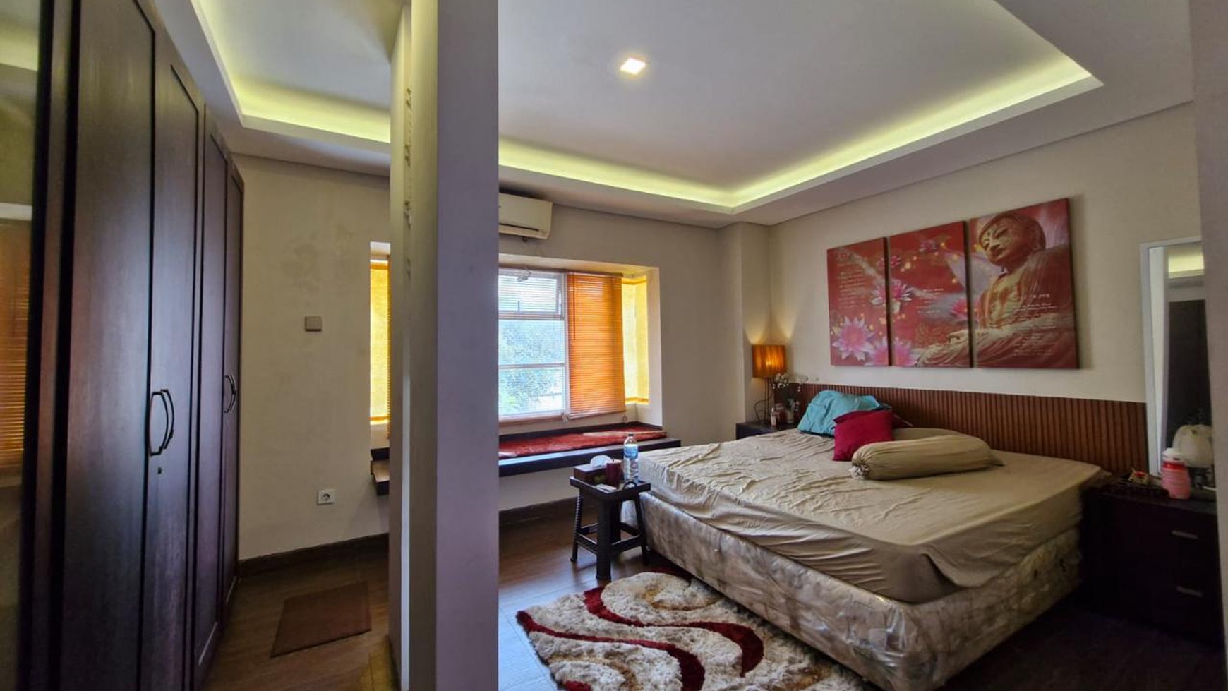 Di Jual Rumah minimalis tenang dan strategis di lokasi perumahan di Jl WR Supratman Komplek Cluster Villa Graha Hijau, Ciputat Timur.