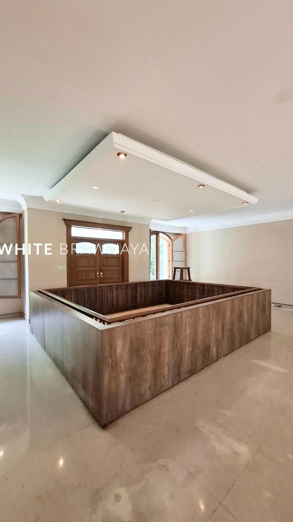 Disewakan Rumah Mewah Lingkungan Tenang Area Sriwijaya Kebayoran Baru