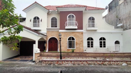 Rumah Tinggal 2 Lantai di Kawasan Elite Casa Grande Depok Sleman 