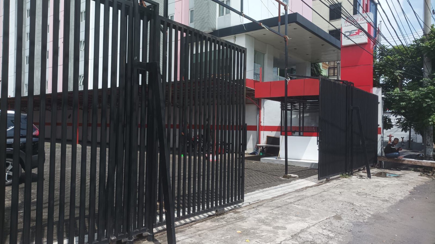 Di Jual/Sewa Rumah usaha Siap Pakai  JL. ARJUNA , SURABAYA PUSAT