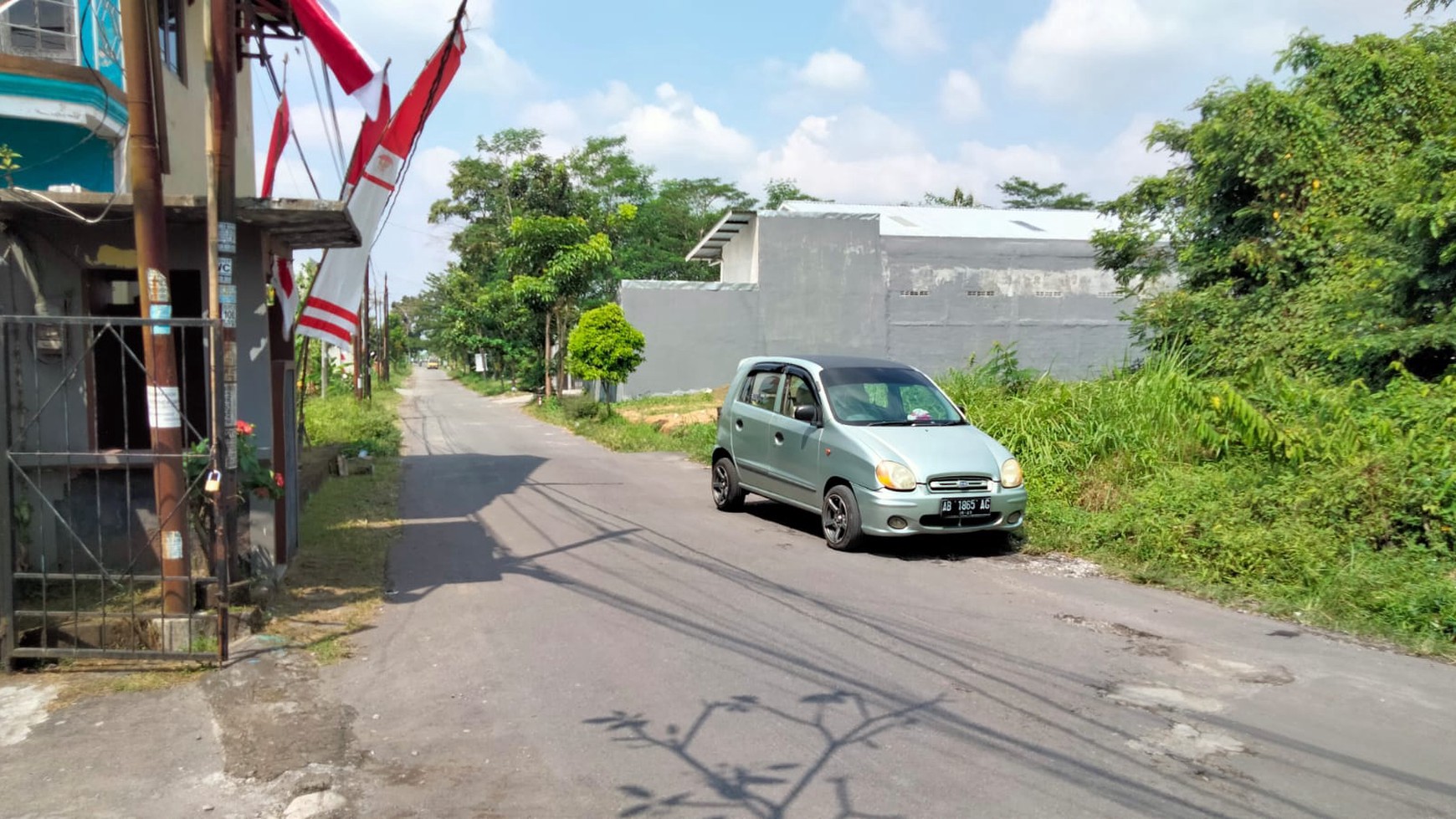 Tanah pekarangan dekat jalan palagan ngaglik sleman yogyakarta