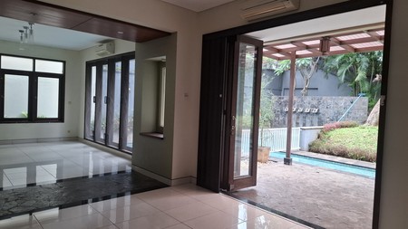 DISEWA RUMAH ASRI DAN NYAMAN DI AREA TEBET/KUNINGAN