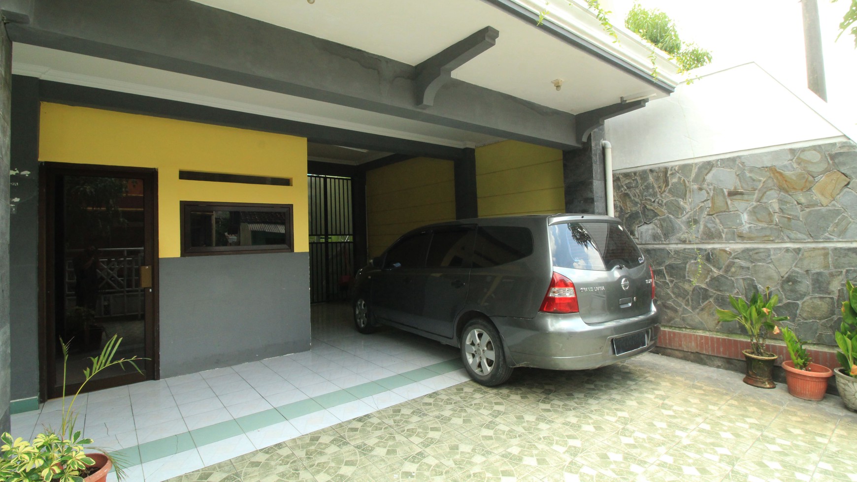RUMAH DAN KOST 13 KAMAR DI GIWANGAN UH VII, UMBULHARJO DEKAT KAMPUS UAD