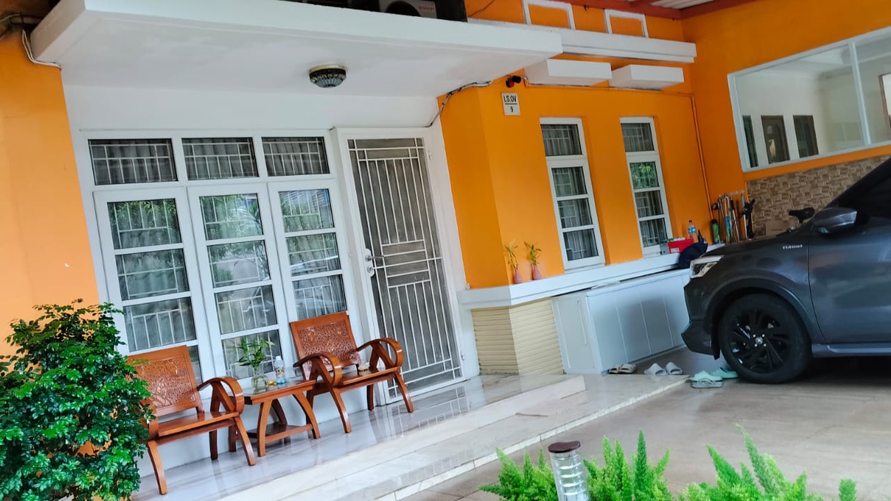 Rumah cantik siap huni di Cibubur Country