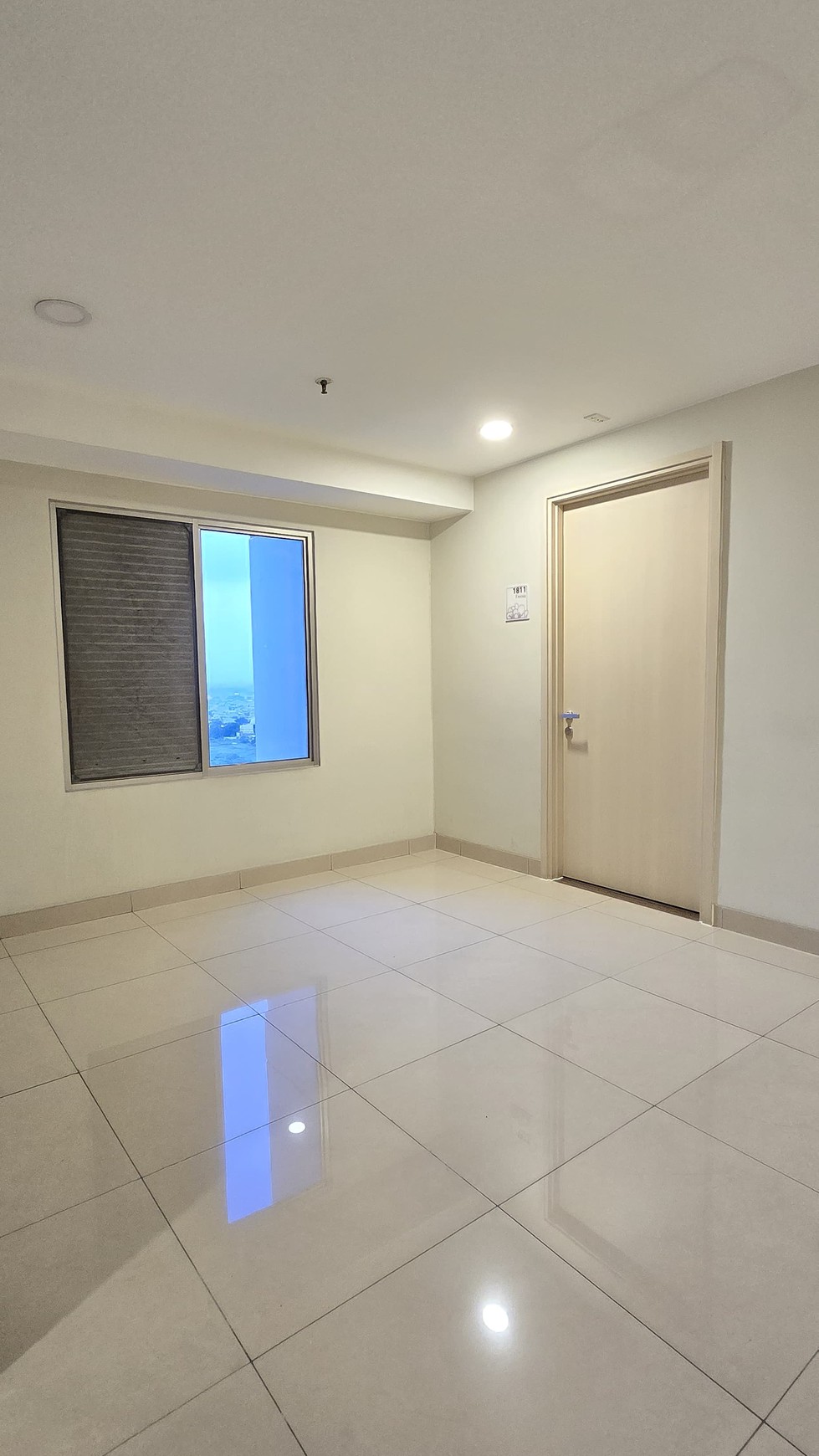 Dijual cepat  1 unit apartemen 2 kamar tidur di Summarecon Bekasi