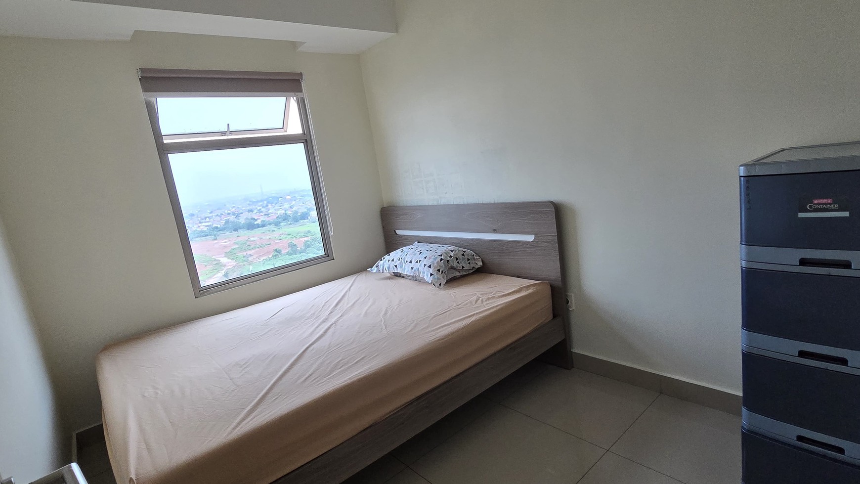 Dijual cepat  1 unit apartemen 2 kamar tidur di Summarecon Bekasi