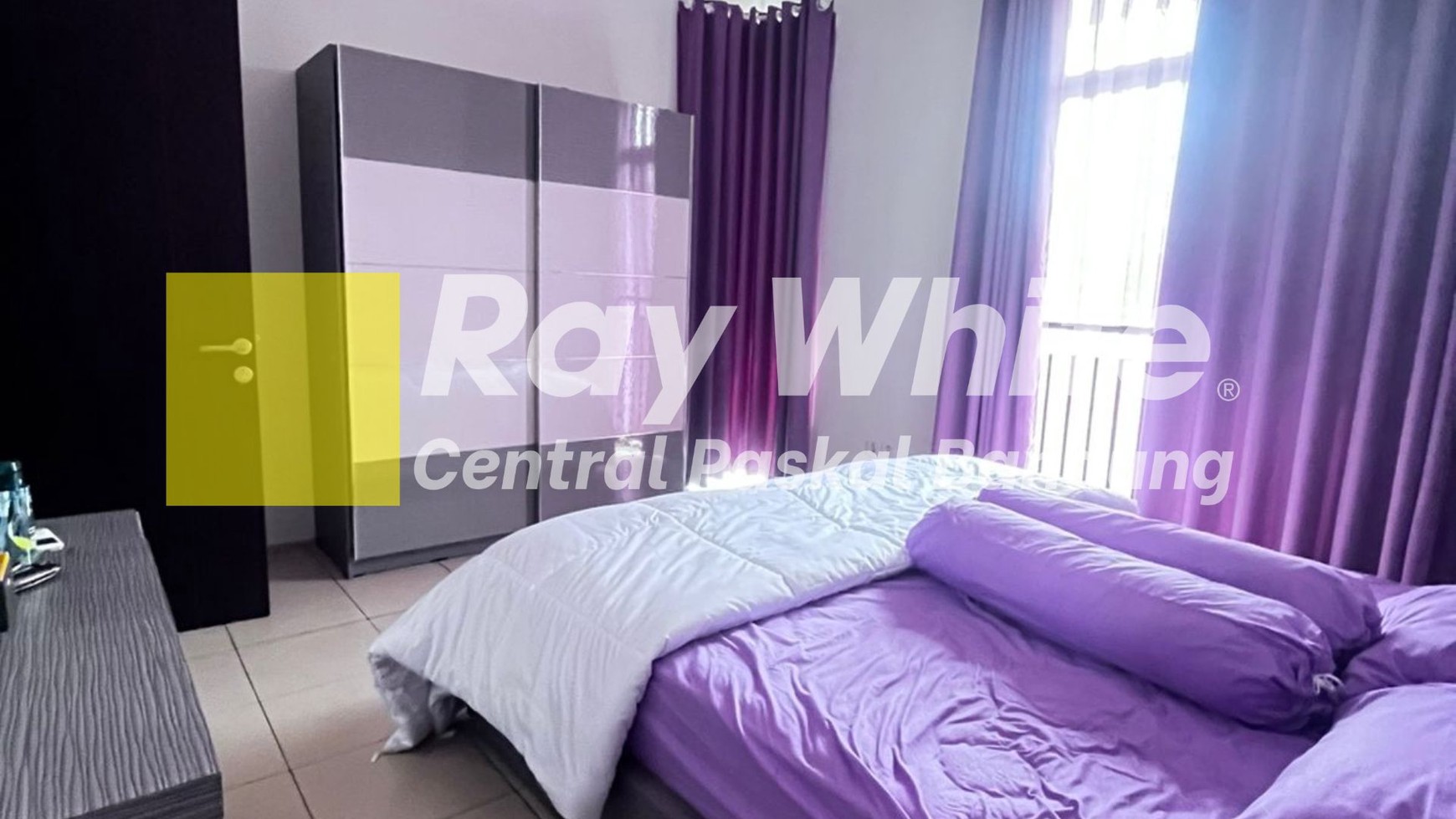 Rumah Full Furnished di Lokacitra Kota Baru Parahyangan