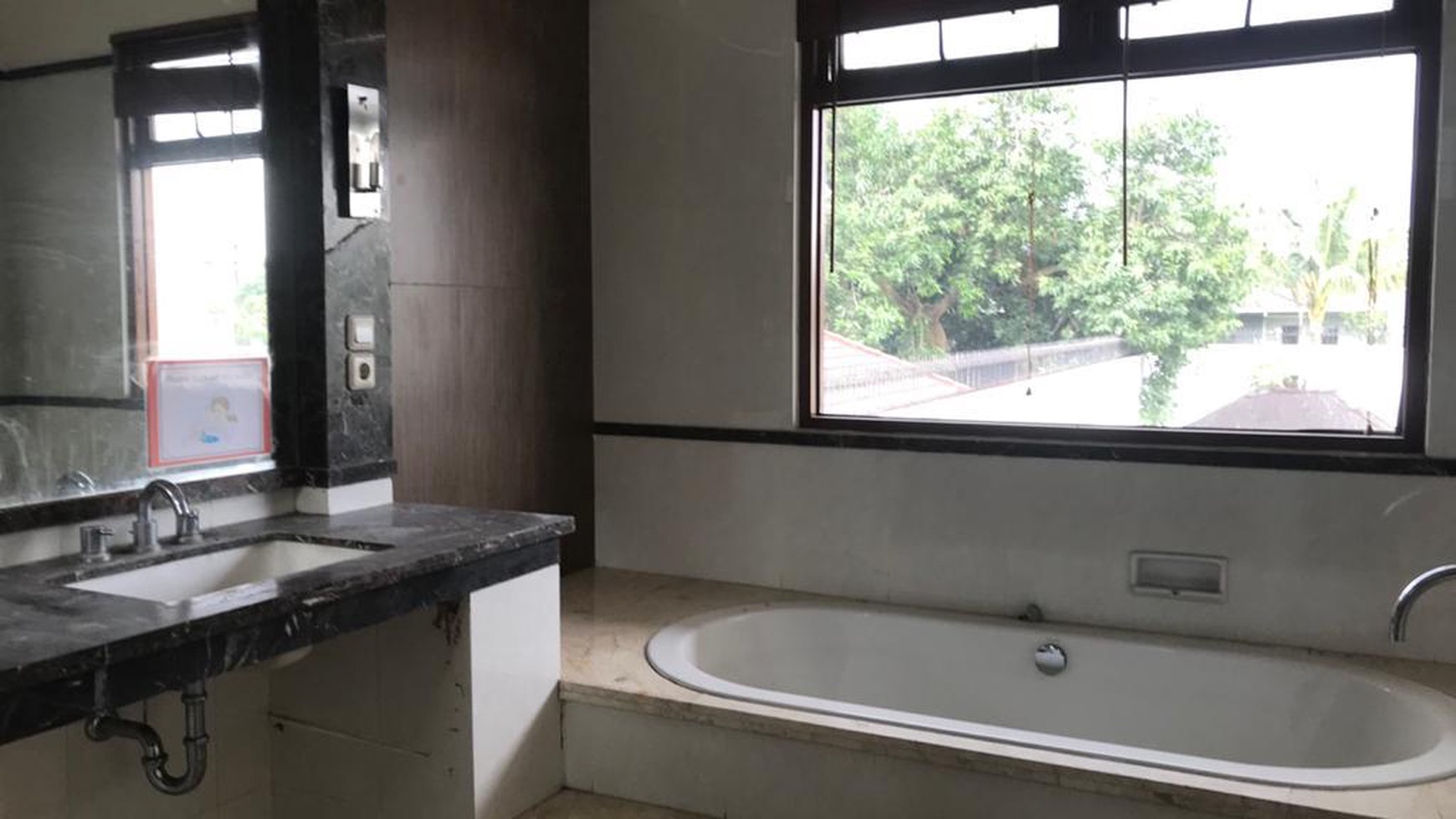 Dijual Rumah Mewah di Jakarta Selatan