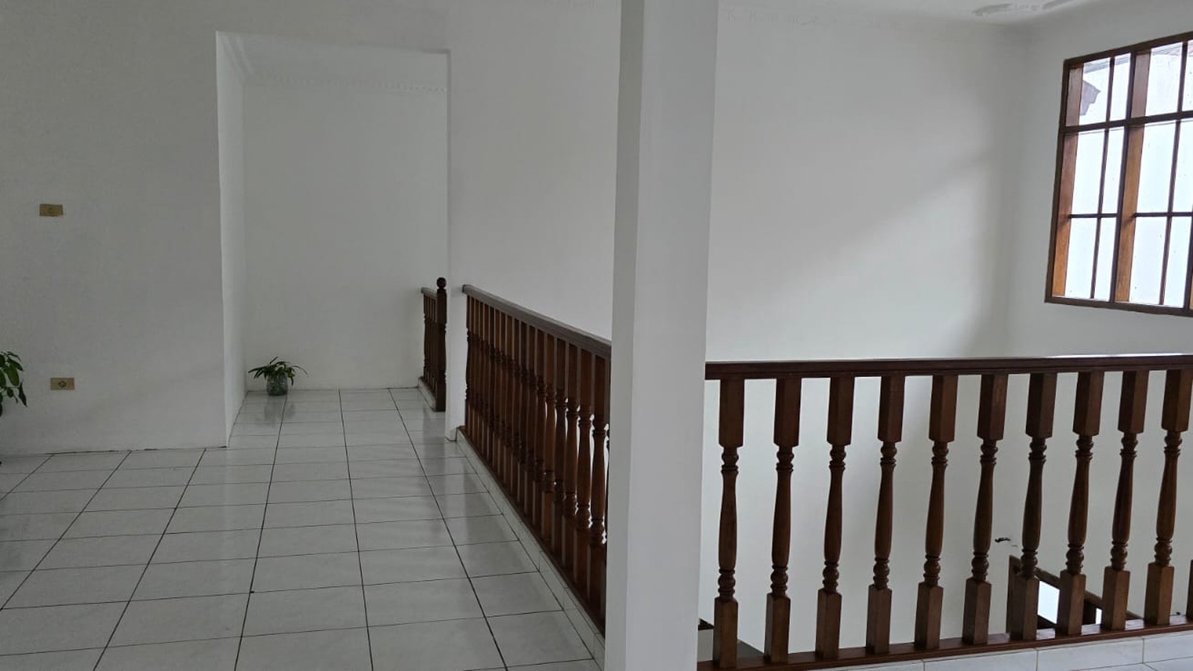 Di Jual Rumah Siap Huni lokasi di Perumahan GERIA MULATAMA  Pondok Cabe Raya Tangerang Selatan 