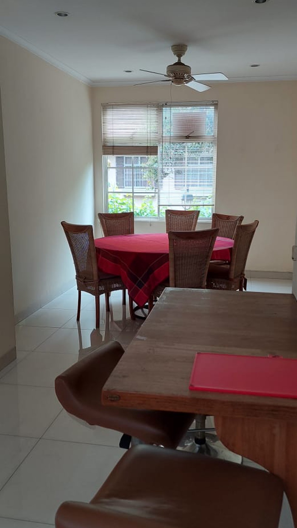 Dijual townhouse di Taman Ayu Lippo Karawaci Tangerang 